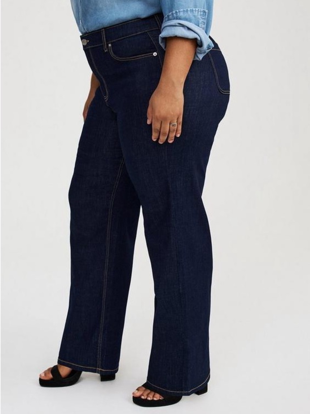 Torrid Dark Indigo Flare Jeans size 12 Tall - Picture 3 of 6